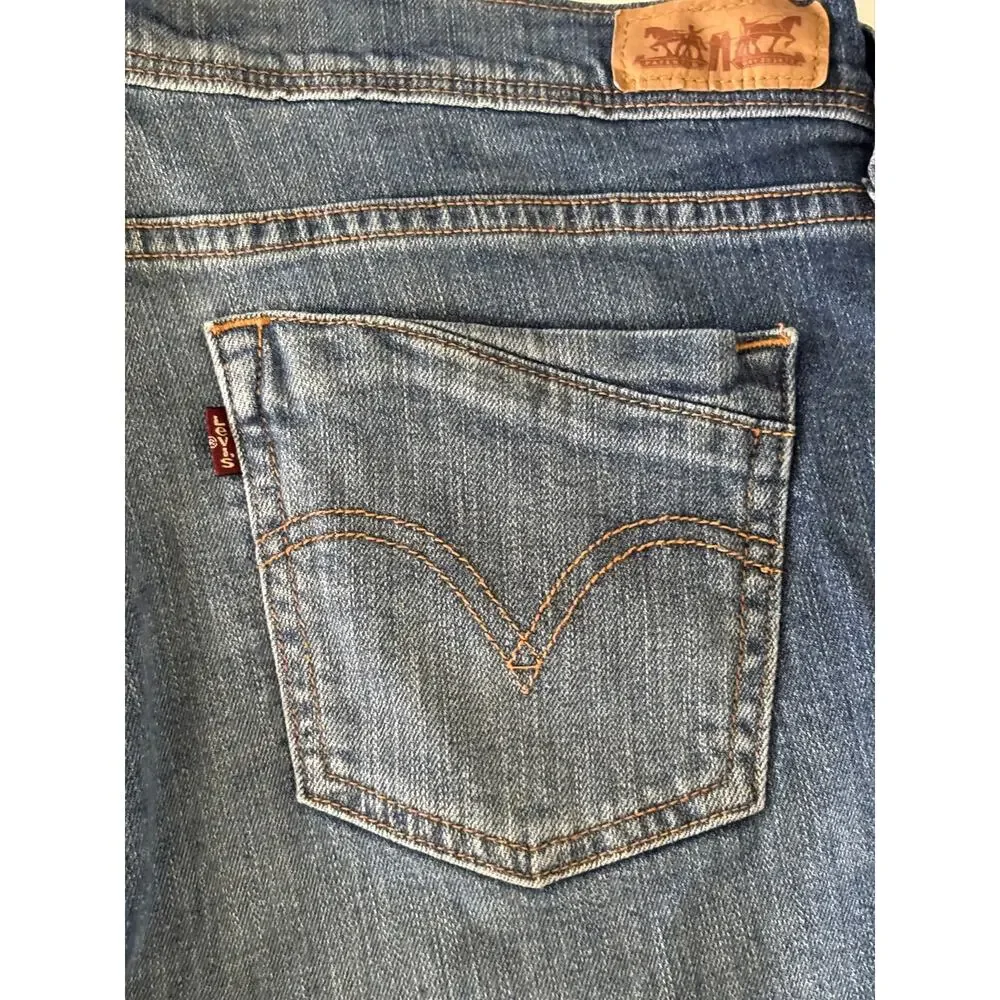Levi’s Denim Bermuda Stretch Shorts Womens 10 Medium Wash Cuffed Mid Rise